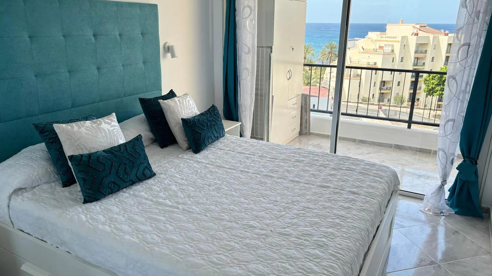 Luxury Ocean View Apartment 6Th Floor Los Cristianos  Los Cristianos (Tenerife)