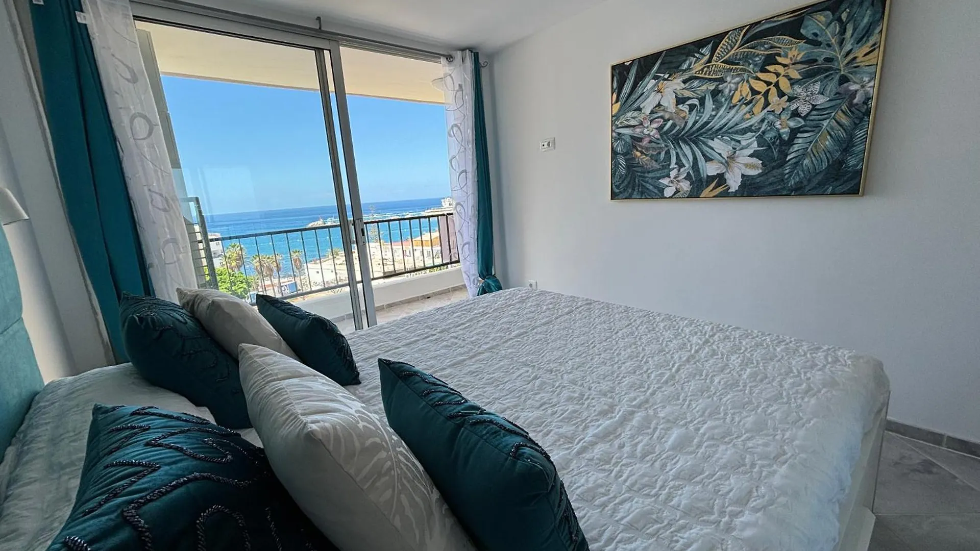 Luxury Ocean View Apartment 6Th Floor Los Cristianos  Spain